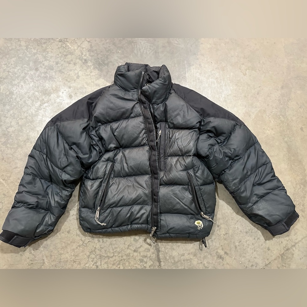 Vintage mountain hardware down coat